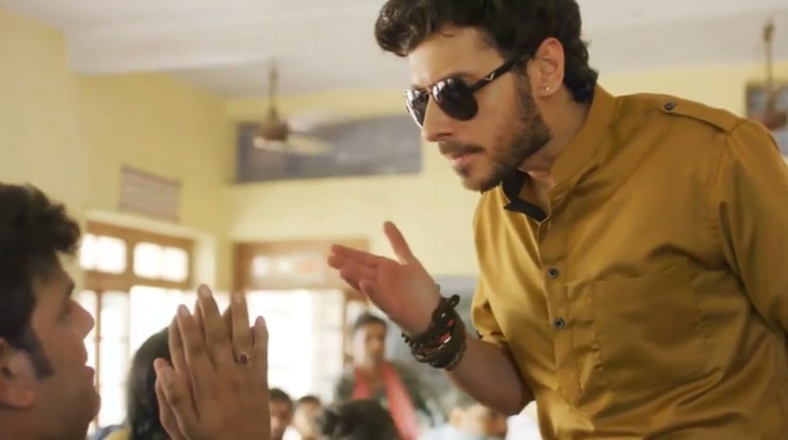 Angry Munna Bhaiya Slapping meme template blank