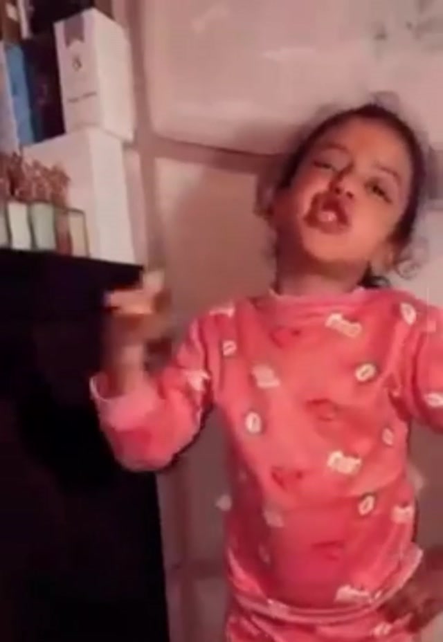 Ayshtok Sadi meme template blank