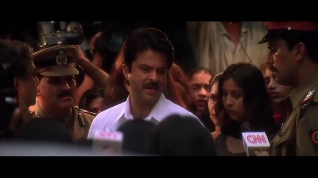 Everybody Chor Hain meme template variant 1