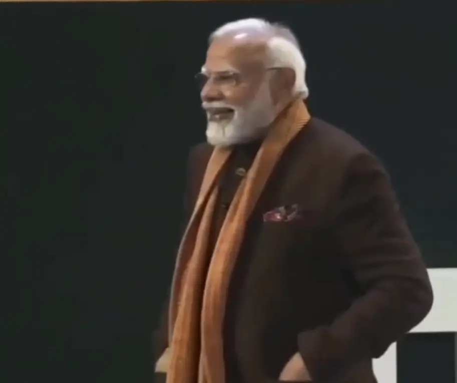 Ghum Phir Ke Tanav meme template blank