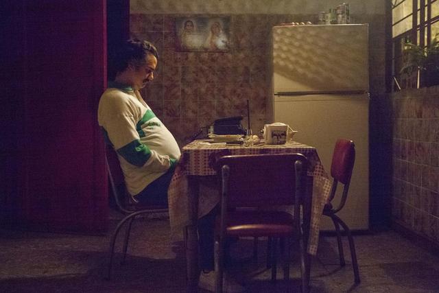Pablo Escobar Waiting on chair meme template blank