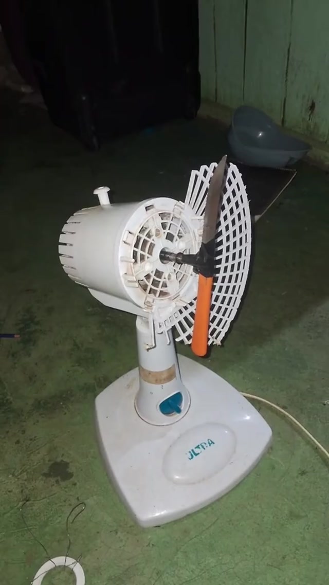 Kitchen Knife Fan Modification meme template blank