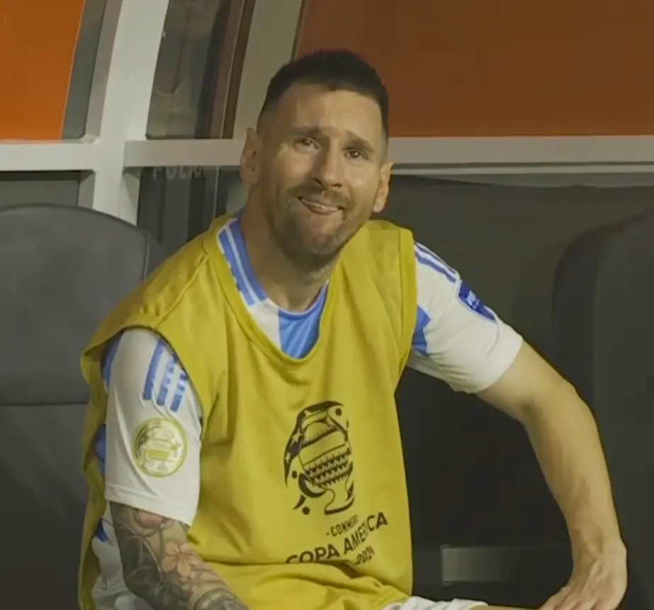 Messi Crying meme template blank