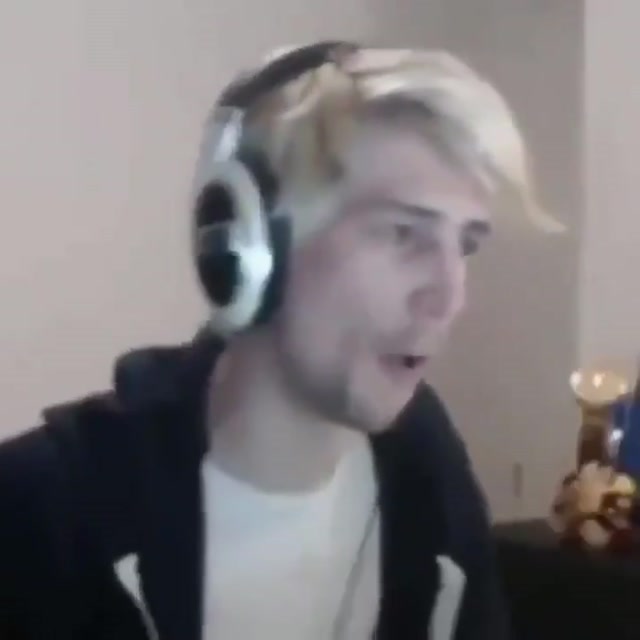 xQc Sarcastic Wow and Clapping meme template blank